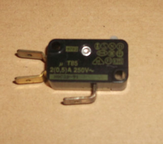 micro switch 3 pattes 2(0.5)A